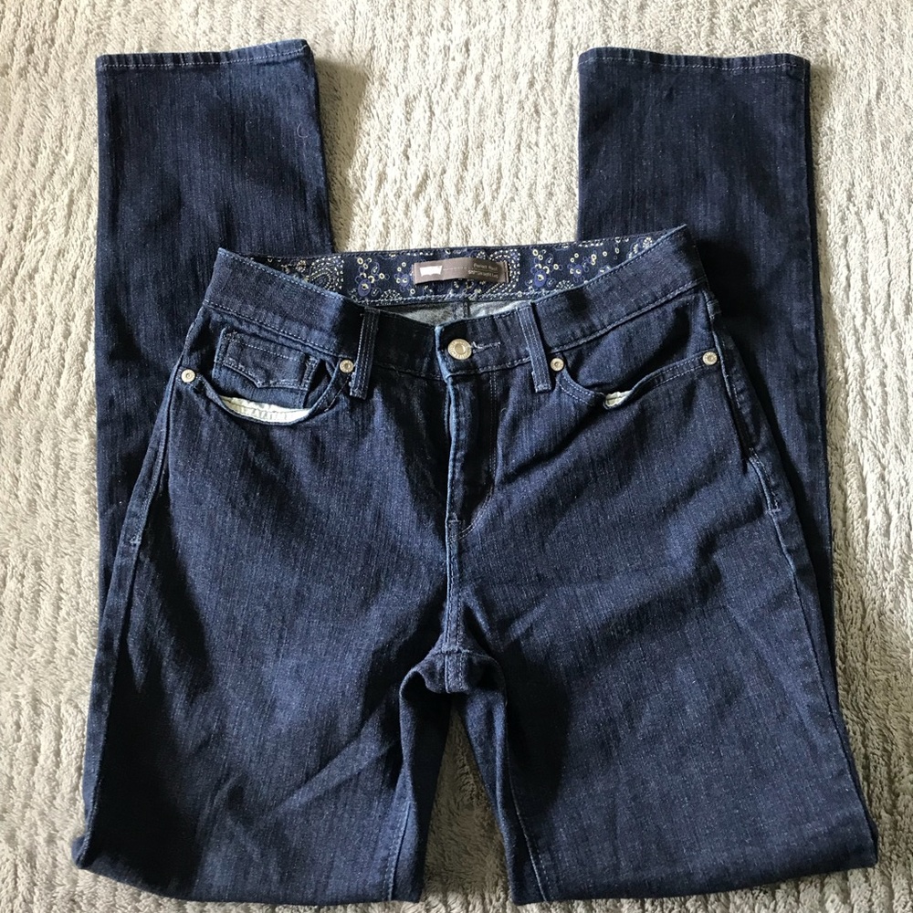 Levi Perfect Waist Jeans 525 Straight Leg 4M